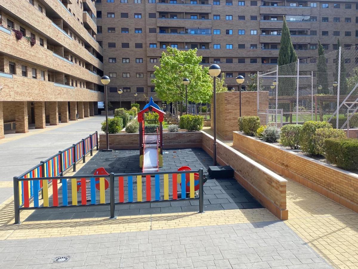 Aires De Toledo-Parque Warner Y Madrid En Familia Διαμέρισμα Εξωτερικό φωτογραφία
