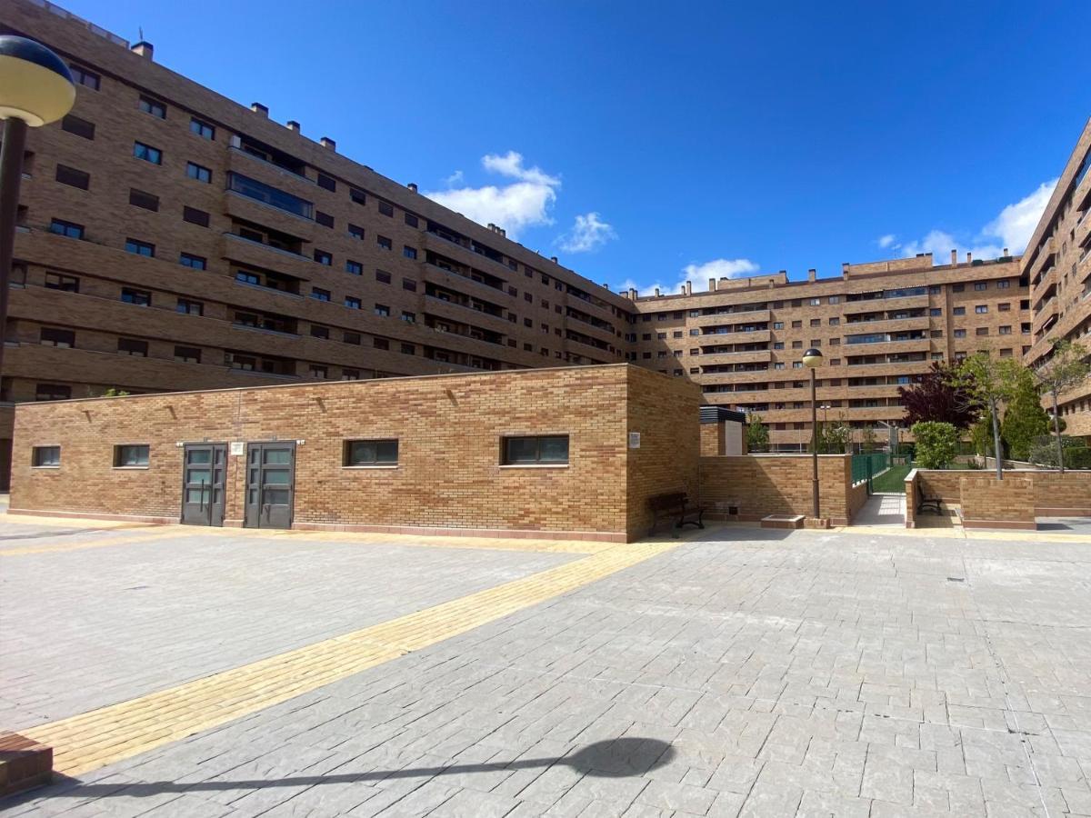 Aires De Toledo-Parque Warner Y Madrid En Familia Διαμέρισμα Εξωτερικό φωτογραφία